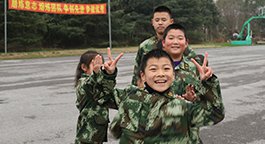 青少年军事军训夏令营-正拓夏令营