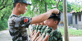 青少年军事军训夏令营-正拓夏令营